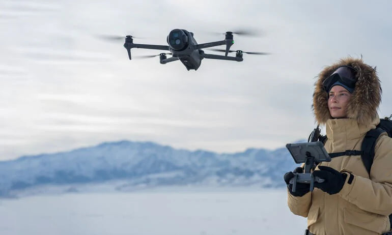 AirView Pro 4 neste generasjon: Trippelkameradrone for nybegynnere og filming på profesjonelt nivå